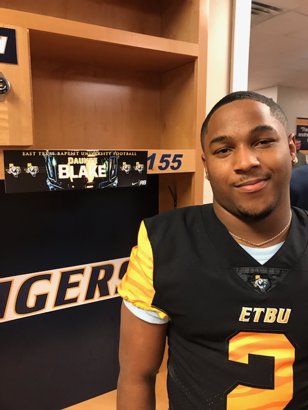 🚨🚨 Blessed and Thankfull to receive an offer from <a href="/ETBU_Football/">ETBU Football</a> and going on official visit. Thank you to <a href="/ETBUCoachRu/">Coach Ruzicka</a> <a href="/coachjwmoore/">Josh Moore</a> <a href="/DevWy43/">Coach Devin Wyatt</a> and all the ETBU Staff for your hospitality. ❤ <a href="/ResendezJJ/">JJ Resendez</a> <a href="/CTownEaglesFB/">CrowleyFootball</a> <a href="/_EliteProspects/">🚨Elite Prospects🚨</a> <a href="/DfwSho/">DFW Sho'Case</a> <a href="/dfwprepsports/">dfwprepsports</a>