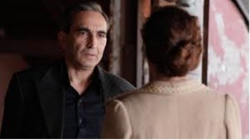 Gökçe Bahadır

#KULÜP 

Vereceğim sır çok basit:İnsan ancak yüreğiyle baktığı zaman doğruyu görebilir. Gerçeğin mayası gözle görülmez.”