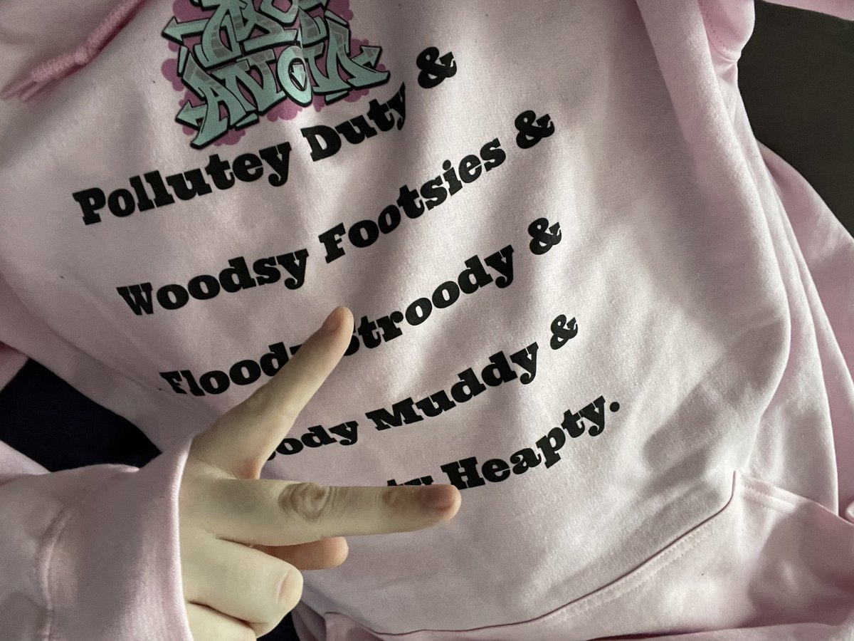 mauuuloch's tweet photo. Afaik I’m the first get their #ModMerch but new dysphoria hoodie dropped. I’m going to live in this thing also ily @ModeratelyMtg looking forward to the next cycle https://t.co/wZ6hK2Rriz