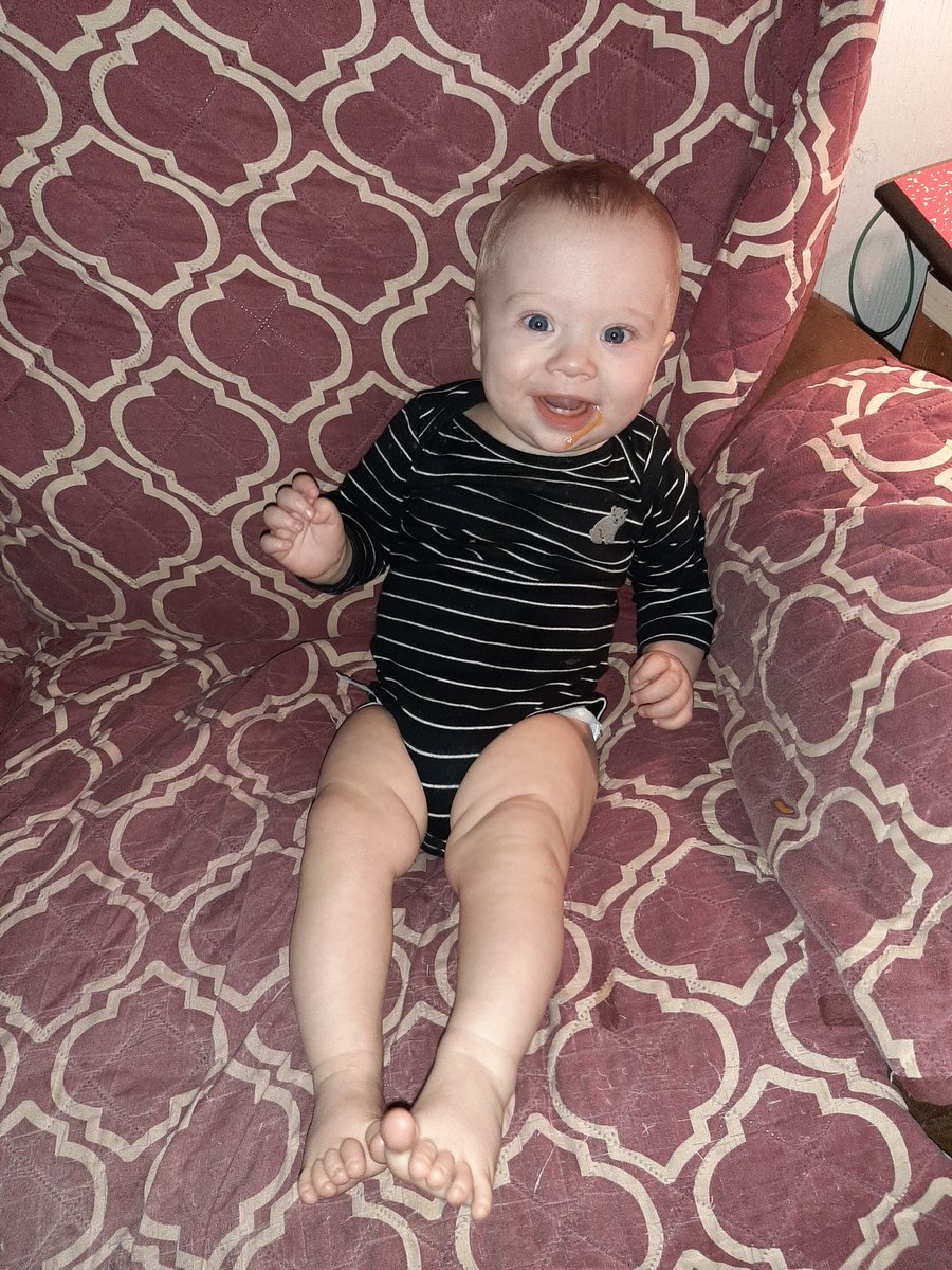 ShadeGhost3's tweet photo. Why do people only warn you about the hard parts of being a parent, when it should be "warning: you'll love this tiny human being more than anyone has ever loved anything ever and people will think you're boring because all you do now is talk about your kid" 😂 https://t.co/5wrgpPh56G