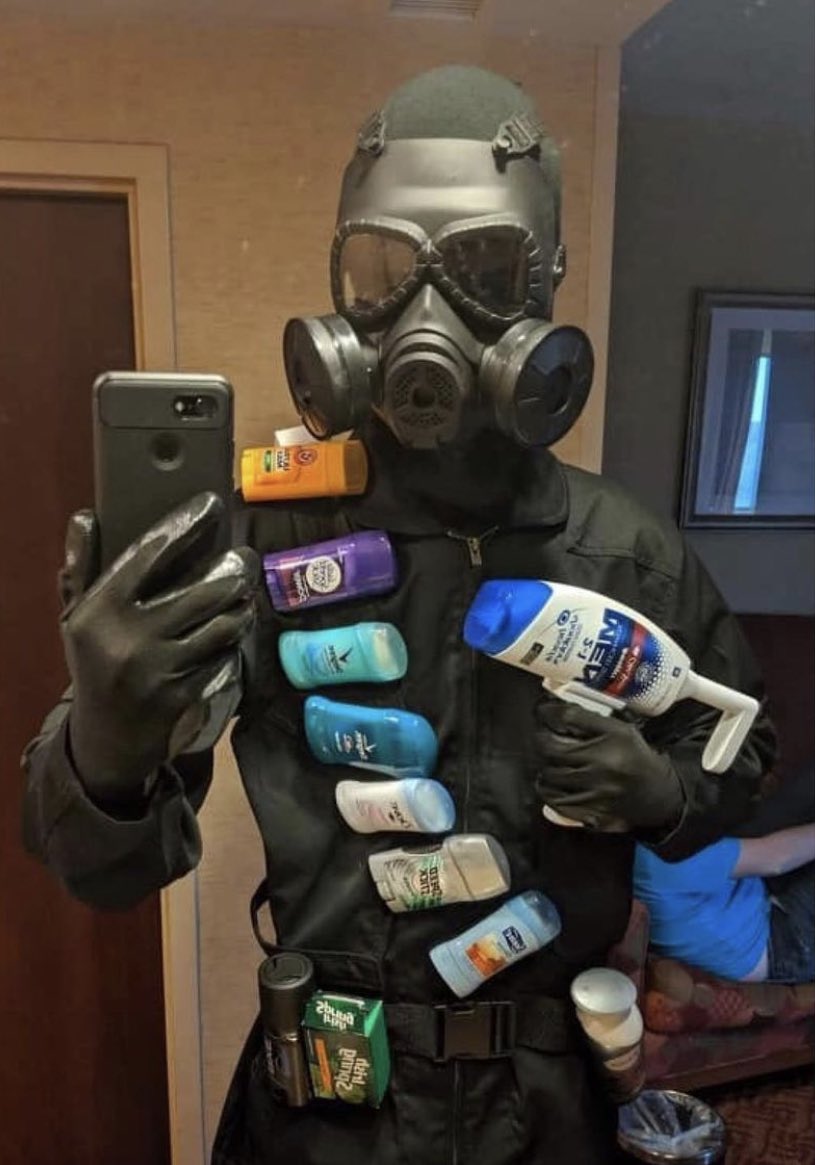 me showing up to a pop punk show