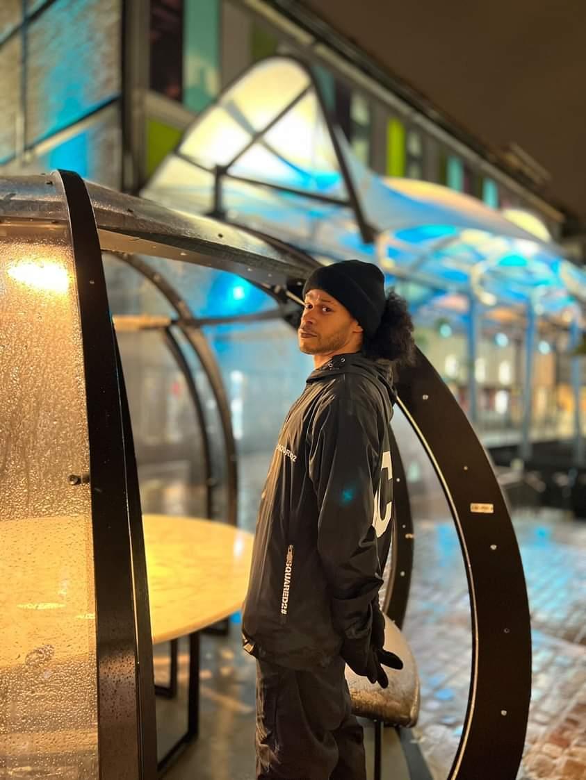 DakariUish's tweet photo. 🌴🍹We're creating a Meta NFTcommunity. Supporting, promoting &amp; rewarding via cash/crypto - competitive gaming &amp; music! Especially battle rap!

❤ With no idea how hard the journey is. Its magical every step! 💯 Hats of to all NFT founders💎

👉@bkbmeta
👉https://t.co/C8YJTcSYxq https://t.co/EwvSE8jWT9