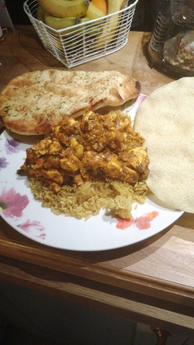 audreybermingh1's tweet photo. @ms_arsenal Saag masala it's called to be fair my taste is still gone because of covid but looked and smelt delish...... https://t.co/auQqgCmUSI