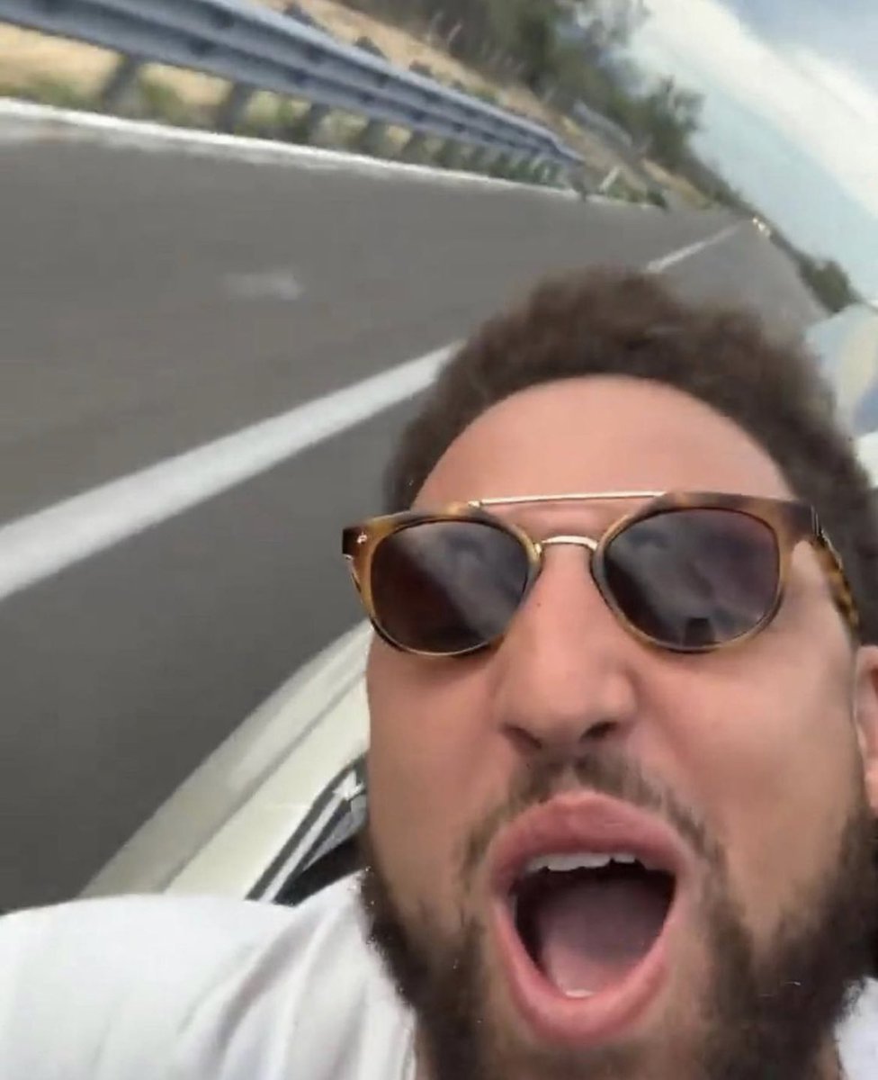 GSWReddit's tweet photo. Klay Thompson returning to the NBA tomorrow got me feeling like… https://t.co/VqwVL1wwYS