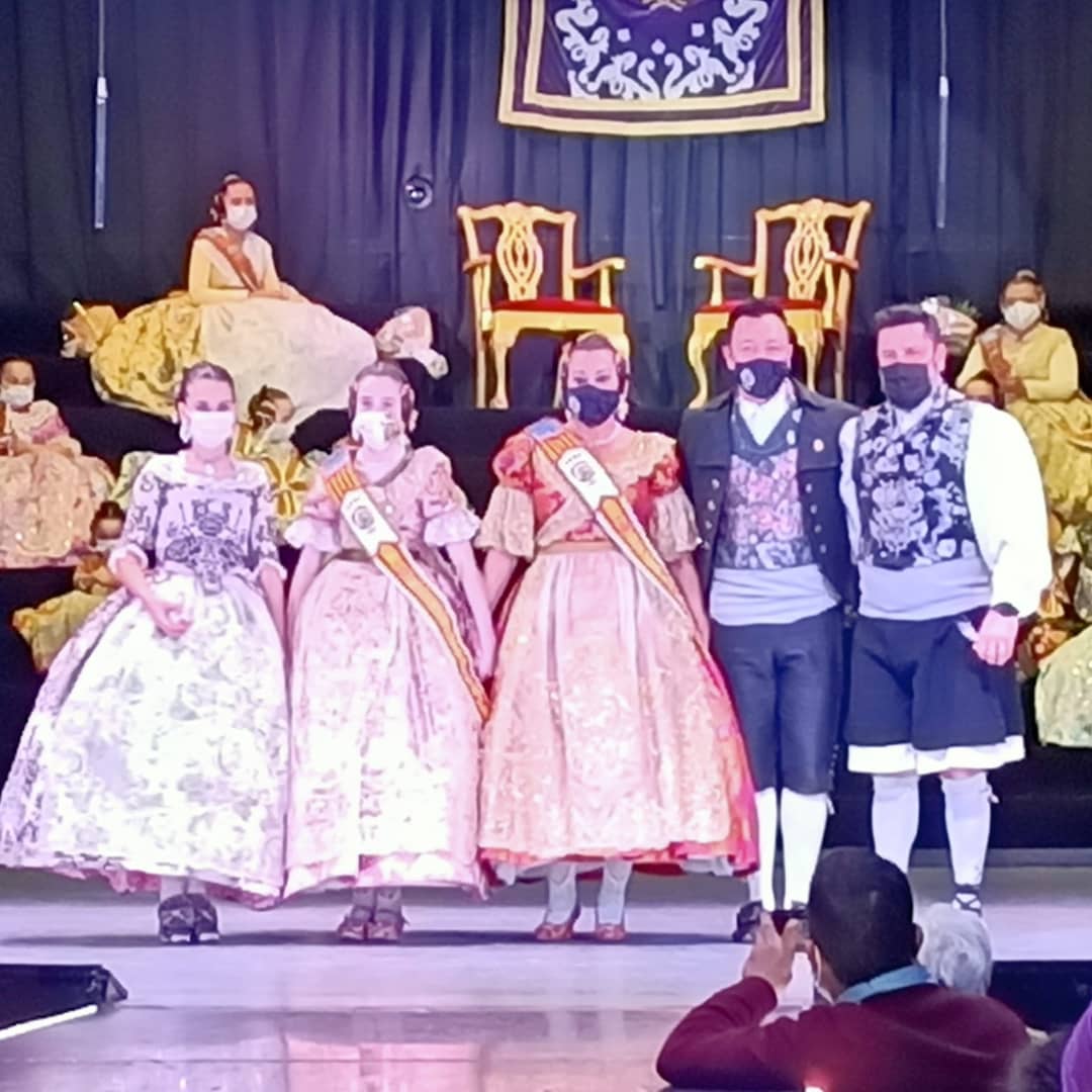 FallaMariola's tweet image. Presentación Falla Avenida de la Plata-La Senyera 
@Fallaplataurrut
#sommariola #fallamariola #mariola #quatrecarreres