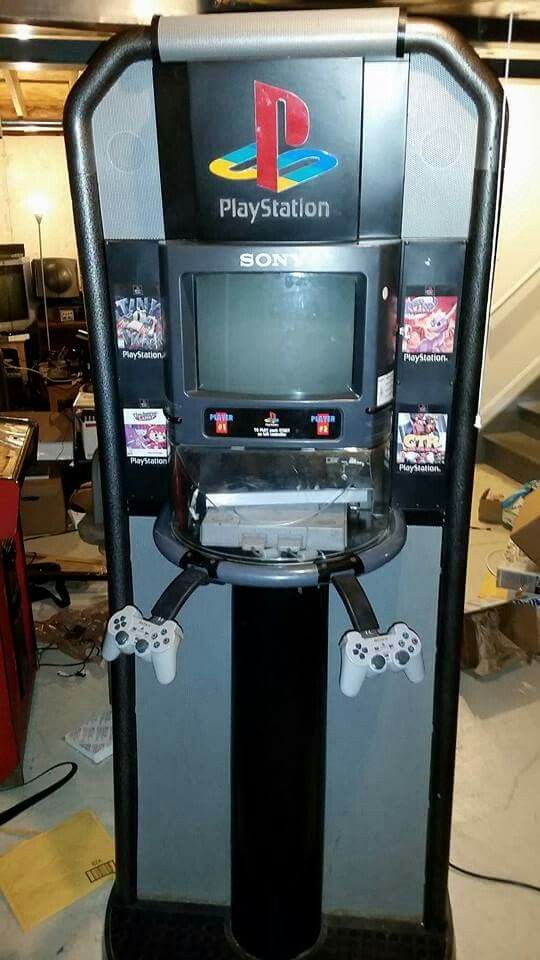 RT @gamesyouloved: PlayStation gaming kiosk
What would you love to play on this? https://t.co/eYDOULCop1