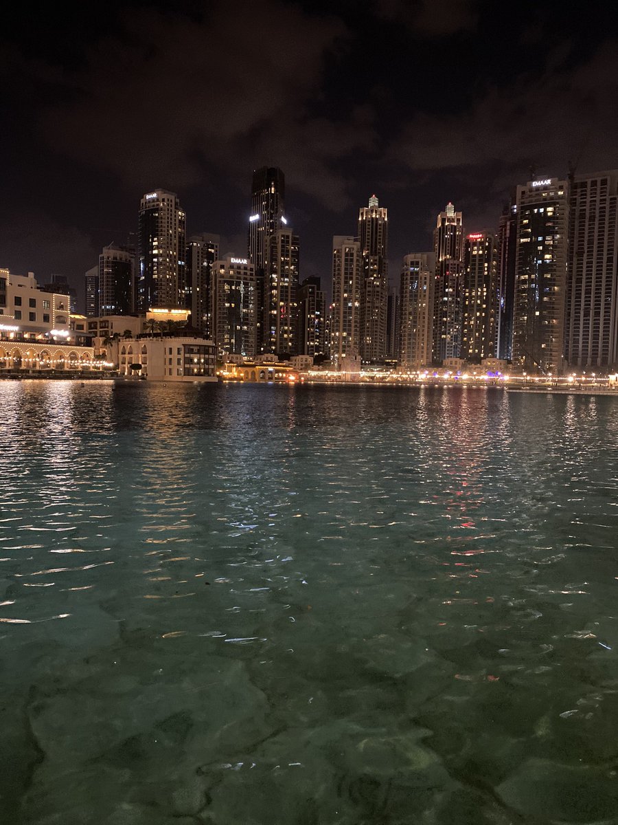 Dubai at night 💙