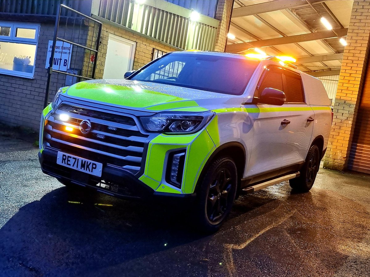 BTHSltd's tweet photo. We think the new @SsangYongGB Musso front looks great after we've converted it. https://t.co/TVppBGW78Q