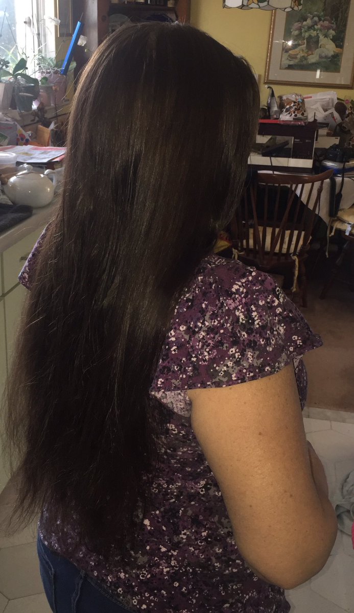 LAMUNRO2's tweet photo. Question re my hair. #ToCut or #NotToCut  if i straighten my hair it’s even longer.  I need it long in order to curl it. When curled its only half as long.  I’m so undecided. Thinking of cutting half way, maybe at bra band level.   Any suggestions? https://t.co/wMRHWevF7i