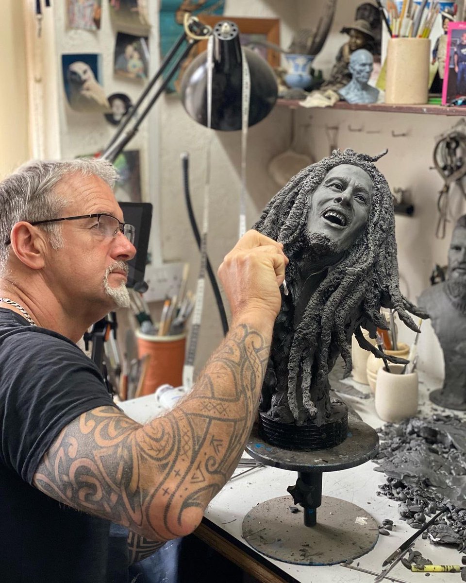 “I’m gonna be iron, like a lion, in Zion!” #IronLionZion #bobmarley

👤 🎨 by IG stevewinterburn #bobmarleyart