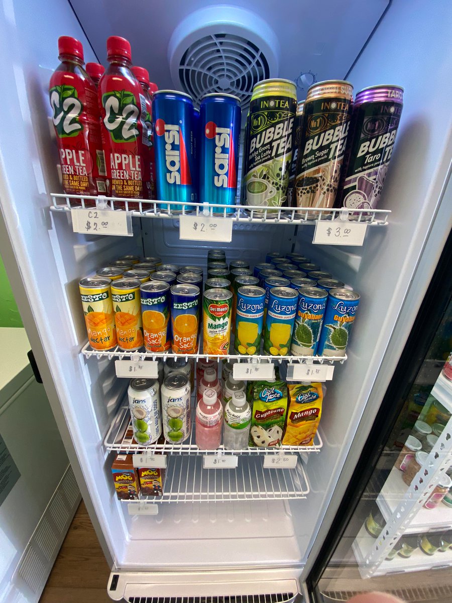 _MaMaMarius's tweet photo. Come support the newest Filipino store in the AV! We got snacks on snacks! Fresh pastries every Tuesday! Also don’t forget to ask about our rewards program for new customers! 
811 W Palmdale BLVD, Palmdale, CA
Store hours: Monday-Saturday 7:30am-6:30pm https://t.co/Vw9Balnjl4