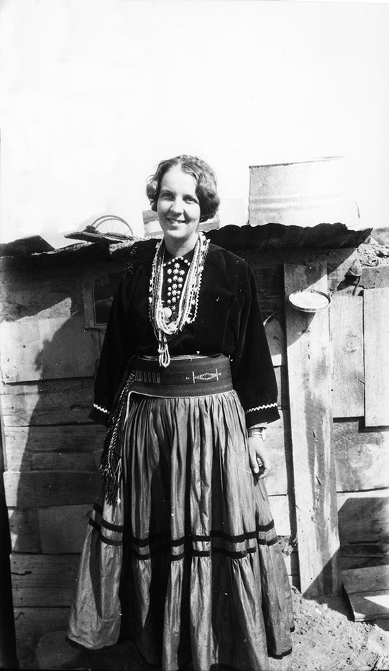 365BotanyWomen's tweet photo. A groundbreaker in the field of dendrochronology Florence Hawley Ellis studied at University of Arizona @UAresearch (later teaching there and @UNM), receiving her PhD from @UChicago. She was later president of the American Society for Ethnohistory and died this month 1991. https://t.co/8HZHDTX8Us