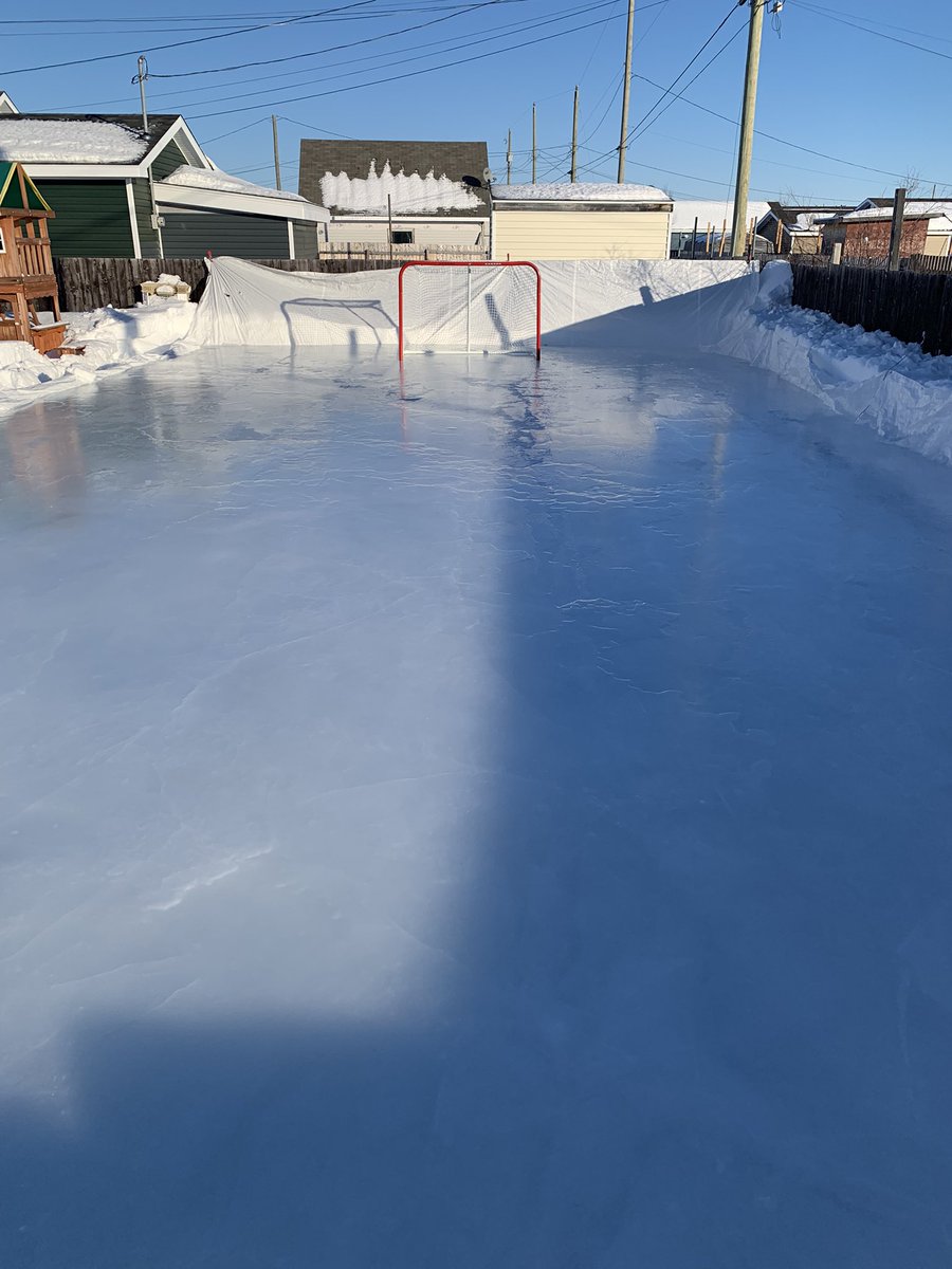 Me in November: I’m not making a #backyardrink this year, kids are already on the ice 7 hrs/week.

Me after lockdown:👇

#ODR #hockeydad #HockeyTwitter #hockey