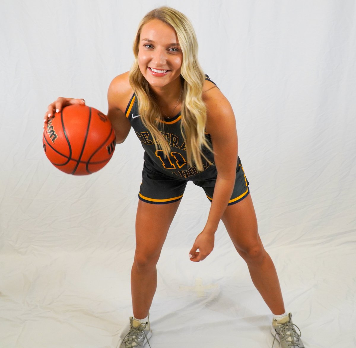 Halftime in Edmond, Central Oklahoma leads Rogers State 47-28! 

🏀 Kelsey Johnson with 14 first-half points. 

🏀 Brooke Rayner has a dozen.

🏀 Aliyah Llanusa had four first-quarter steals!

<a href="/UCOWBB/">UCO Women's Basketball</a> x #RollChos