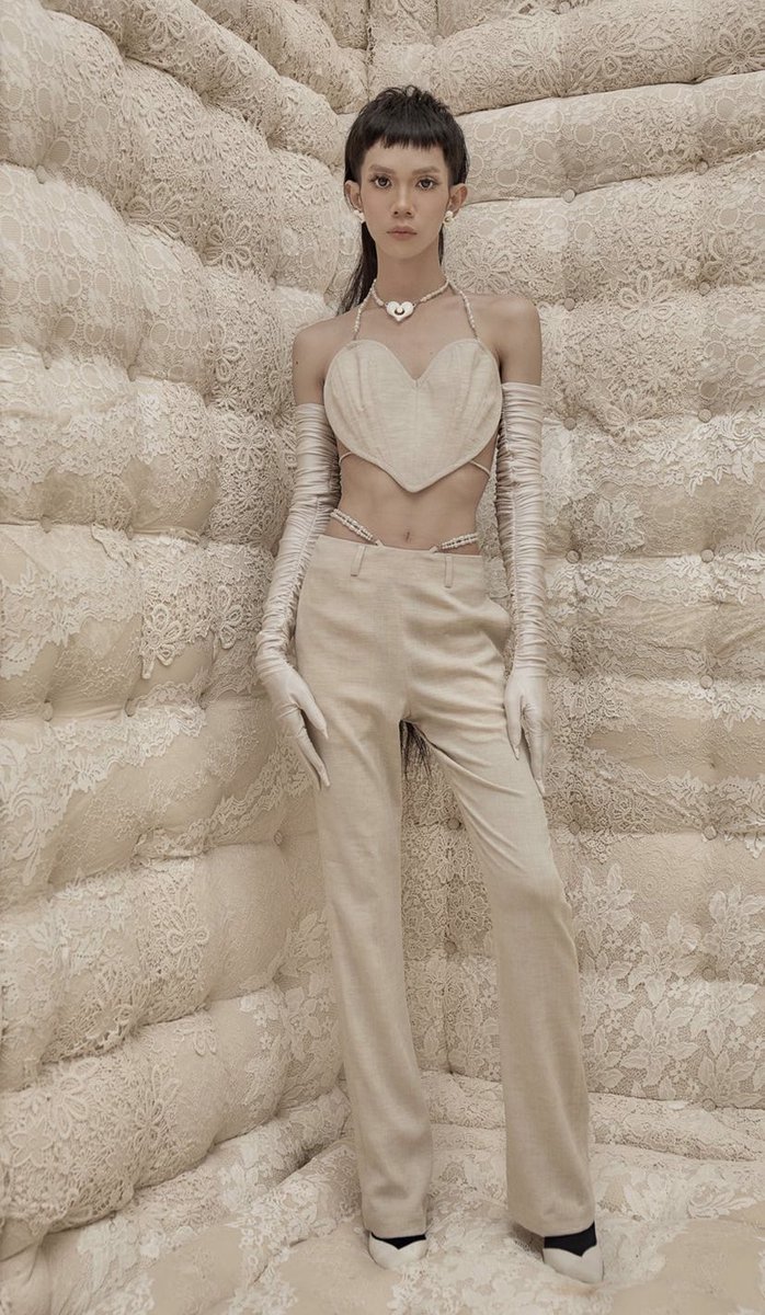 MIUCClAMUSE's tweet photo. lalune “reverie” collection https://t.co/FvrHZ2aqPq
