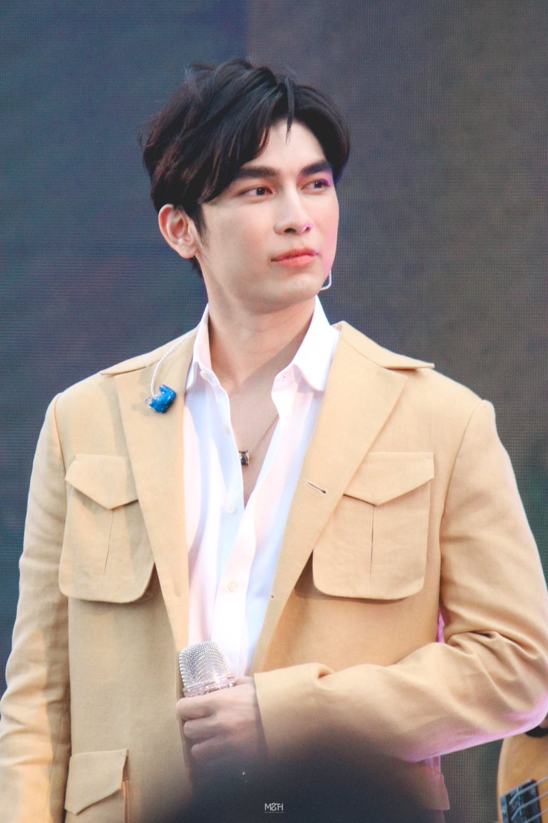 MewsuppasitTH's tweet photo. Good MEWning ☀️

มิวนิ่งเช้าวันอาทิตย์สดใส ใครหยุดงานก็พักผ่อนน๊าาา~ ใครไปทำงานก็สู้ๆ ส่งกำลังใจปิ้ววววววว 💕 😁 

@MSuppasit  
#MewSuppasit 
#มิวศุภศิษฏ์
#Before430 https://t.co/qWanHIRhRx