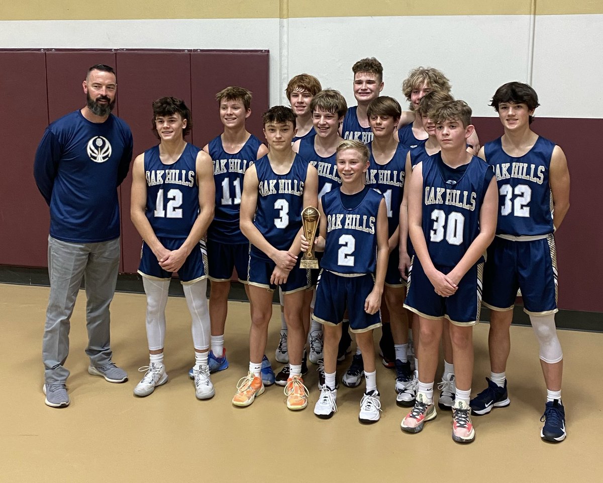 rucker1273's tweet photo. Wrapped up a BIG week of basketball for the OHJH Lions at the Magnolia Tournament…

8 GOLD - Champs 🏆 
8 NAVY - Champs 🏆
7 GOLD - 2nd 🥈
7 NAVY - 2nd 🥈

On to the next one! 

@brentpatane_5 @LakeCreekHoops @CoachSchedule @oakhillslions https://t.co/CwXwkghKP5