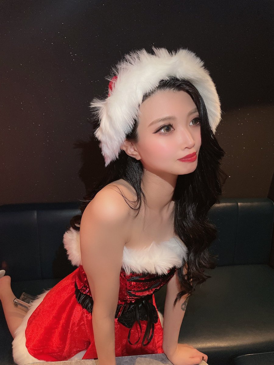 m05331's tweet photo. Twitterひさびさ投稿😈
時差更新で
クリスマスイベントのときと
ハロウィンのときの写真📸 https://t.co/UUuZsgTyhw