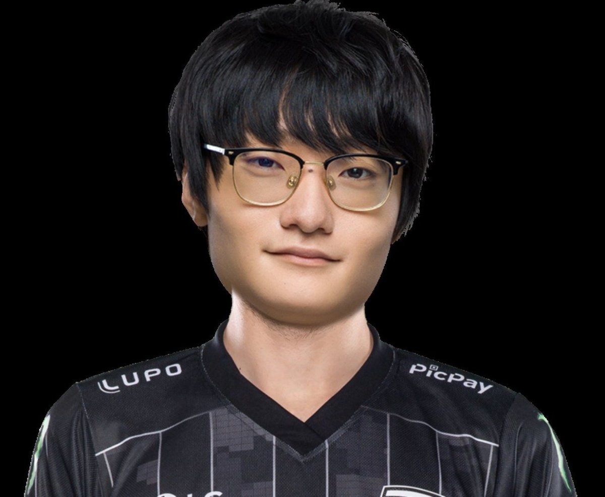 INTZbot_'s tweet photo. Poucos falam dele, mas no auge ele foi melhor que Faker. 
 #GoINTZ https://t.co/5cjtzvQaYV