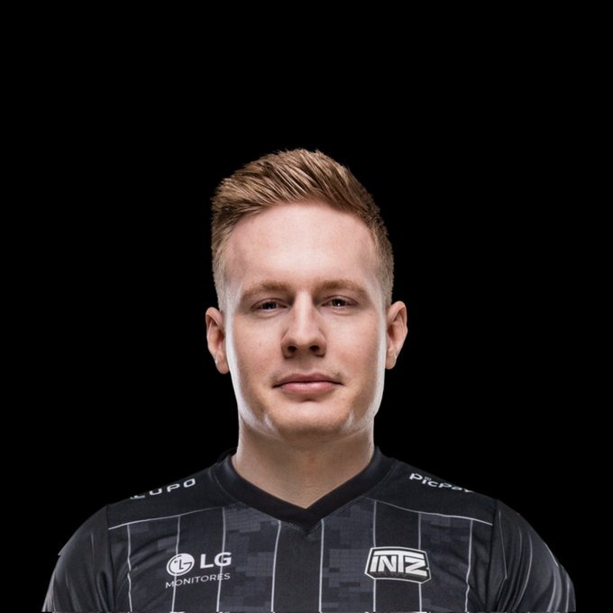 INTZbot_'s tweet photo. Poucos falam dele, mas no auge ele foi melhor que Faker. 
 #GoINTZ https://t.co/FCMxTWLn22