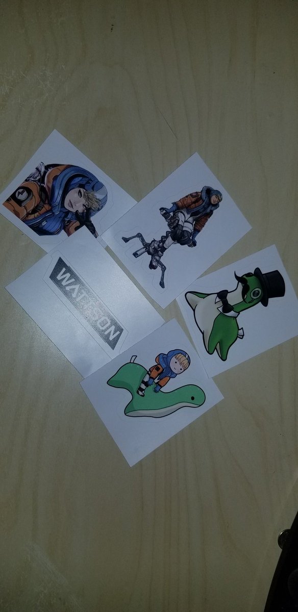 Got cute Nessie and Wattson stickers 
#Wattson #Apexlegends