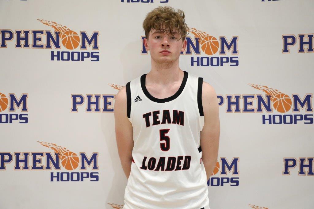 POBScout's tweet photo. 2022 Tyler Nickel (East Rockingham) was off the charts, going for 43 points. Scored all over the place, finished through contact, and really do think he can flourish in the system at UNC with his skillset.
#CHC22 #CHMF #GivingOthersAChance #PhenomHoops @ChanceHarman https://t.co/5QfYgqxdzC