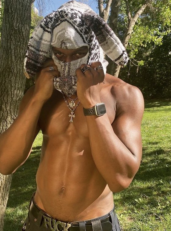 Only doing this 1 time. All bunny masks are $25 (-$50 off) my mom is getting a divorce I wanna surprise her w something RT plz decki.org/shop