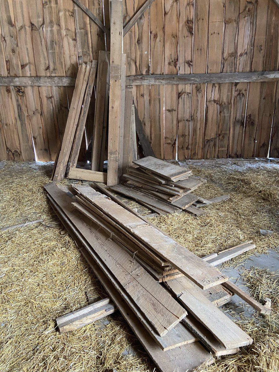 Shawzy_166's tweet photo. Old bank barn wood for sale along with old wood beams and doors inquire for pricing 519 994 4711 retweets appreciated some really nice dry wood https://t.co/zd6KBoasNJ