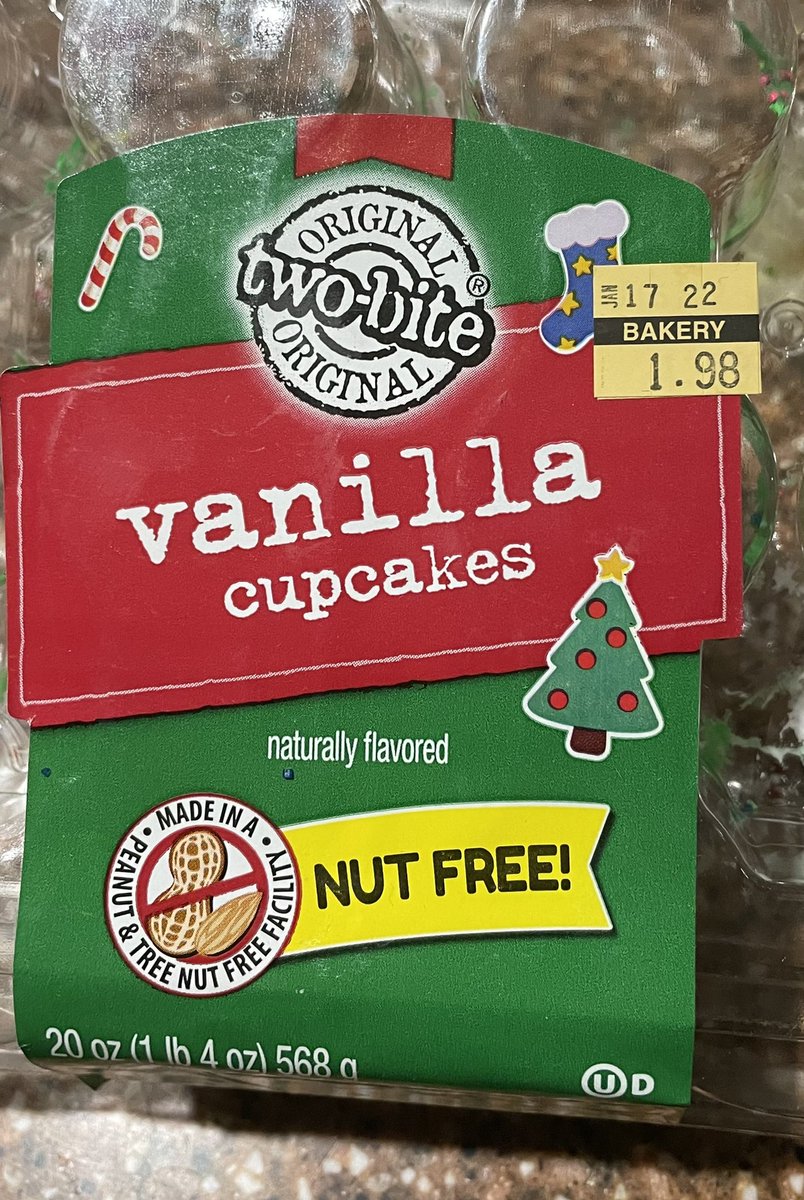 heidiemvee's tweet photo. not sure why these are called “two-bite” because I am definitely shoving the entire thing in my mouth at once 😂 https://t.co/pYYshfS25h