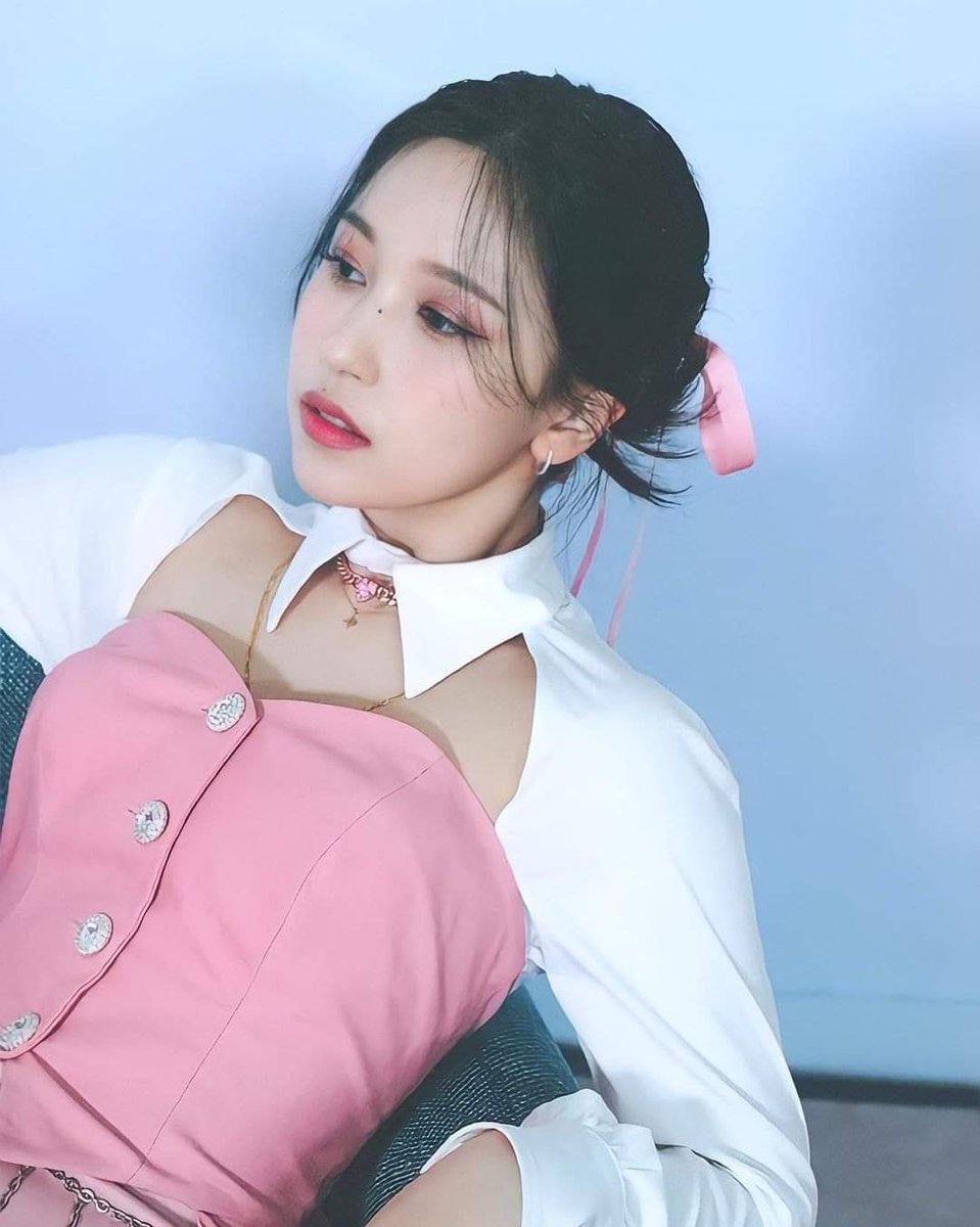 MinaParaguay's tweet photo. Perfección 😍❤️🐧
.
.
.
.
#MINA #TWICE #ONCE https://t.co/nWWcx2q7kR
