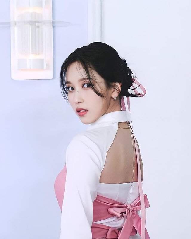 MinaParaguay's tweet photo. Perfección 😍❤️🐧
.
.
.
.
#MINA #TWICE #ONCE https://t.co/nWWcx2q7kR