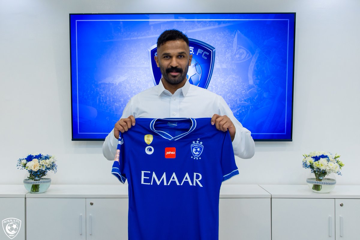 Alhilal_FC's tweet photo. 👋🏼 حيّ الله أبو لطيفة 🤩💙

#العويس_هلالي
#الهلال https://t.co/jsyCy4Se48