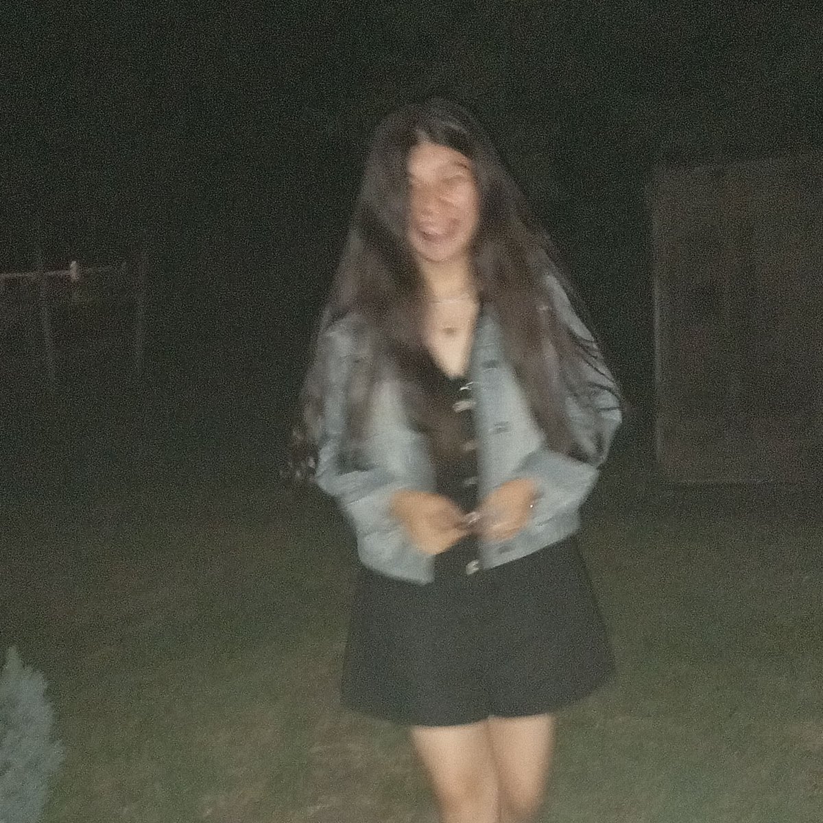 55tecitoss's tweet photo. Holaaa, soy María pero díganme Mari tengo 17 y soy de chile ,staneo a los chicos desde abril ,mi lane es Daniel , soy buena onda (creo) , así que seamos mutis y amiguemos sin miedo al éxito :) Y DENLE STREAM A DON'T WAKE ME UP ,chau 
#integracionwdwer 
#DontWakeMeUpSP https://t.co/Y35L64GZ9G