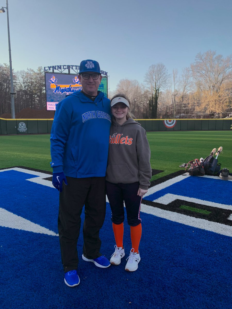KayleeKent18's tweet photo. had an amazing time at the @UNGSoftball camp today!! Thank you @MikeDavo17 !! https://t.co/akjSk41bW5
