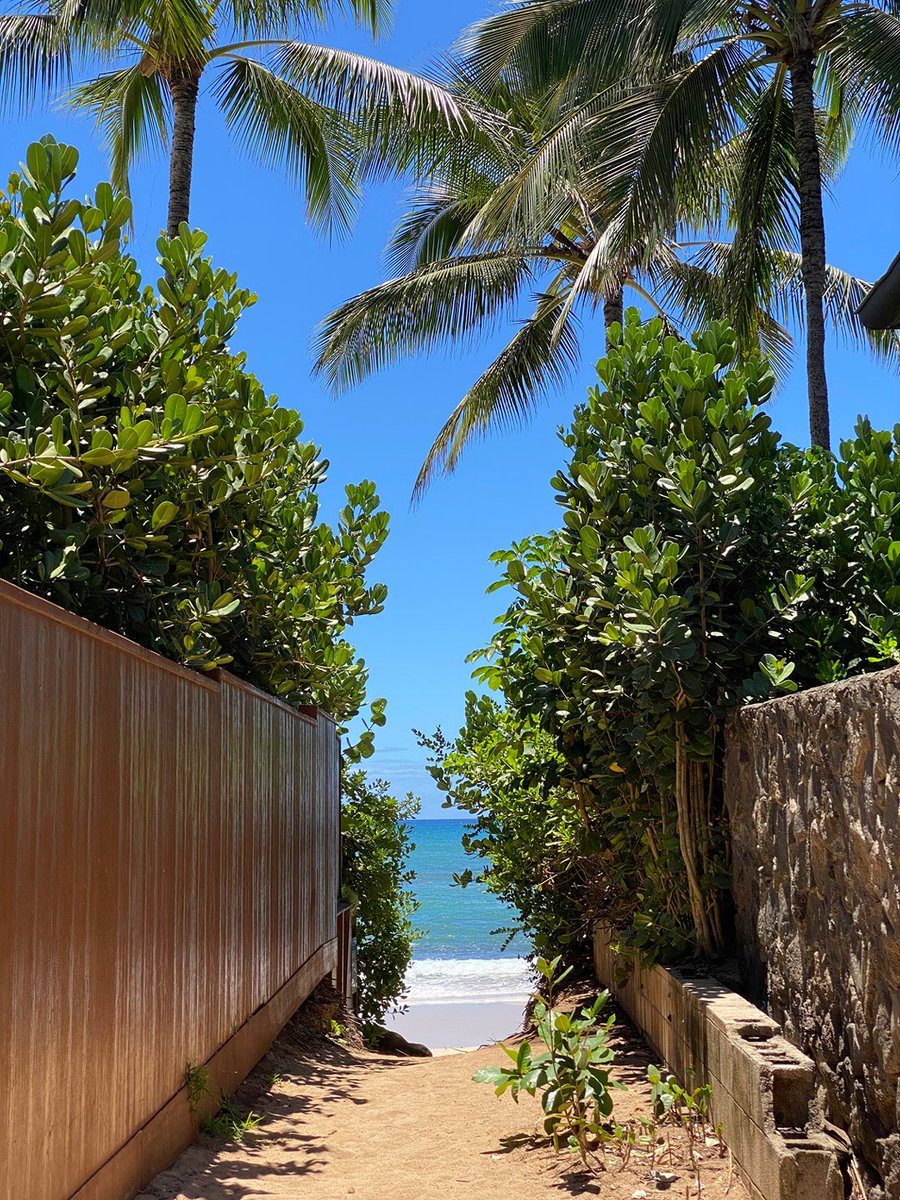 That feeling when you see the clear blue water 🌊😍