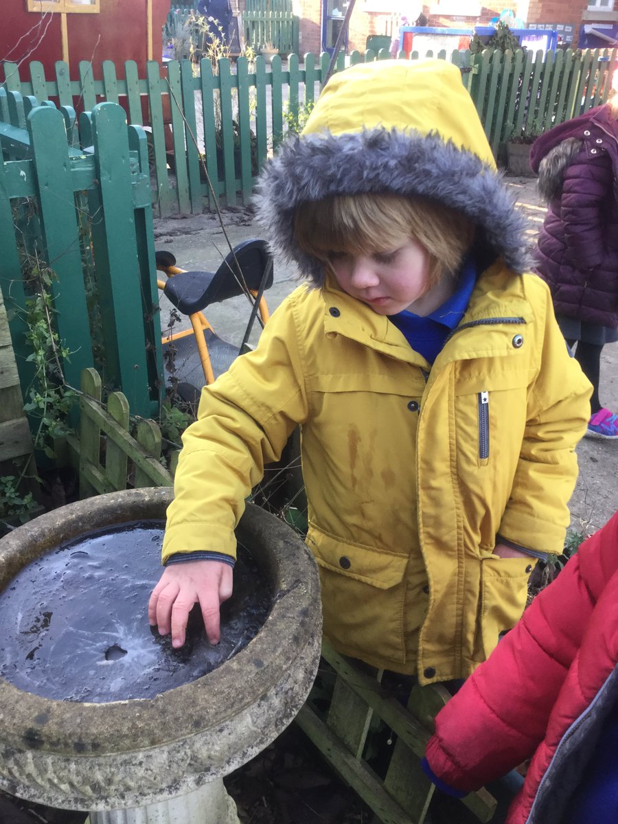 RocklandPrimary's tweet photo. Children in Reception have been exploring the frost and ice found in our beautiful school grounds this week! They have learnt how to make simple observations of the weather and make predictions about how ice is created! https://t.co/GZsZO06Y5g