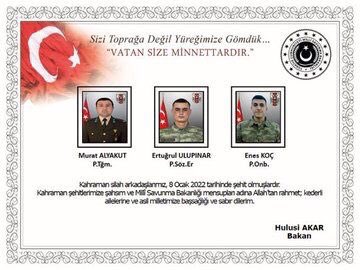 K_Turkmenoglu_V's tweet photo. Şanlıurfa’nın Akçakale ilçesinde patlama sonucu şehit olan kahraman Mehmetlerimiz P. Tğm. Murat Alyakut, P. Söz. Er Ertuğrul Ulupınar ve P. Onb. Enes Koç’a Allah’tan rahmet, aileleri ve yakınlarına sabır diliyorum.

Başımız sağ olsun. 🇹🇷🇹🇷 🇹🇷 https://t.co/9IvfbfAVDv