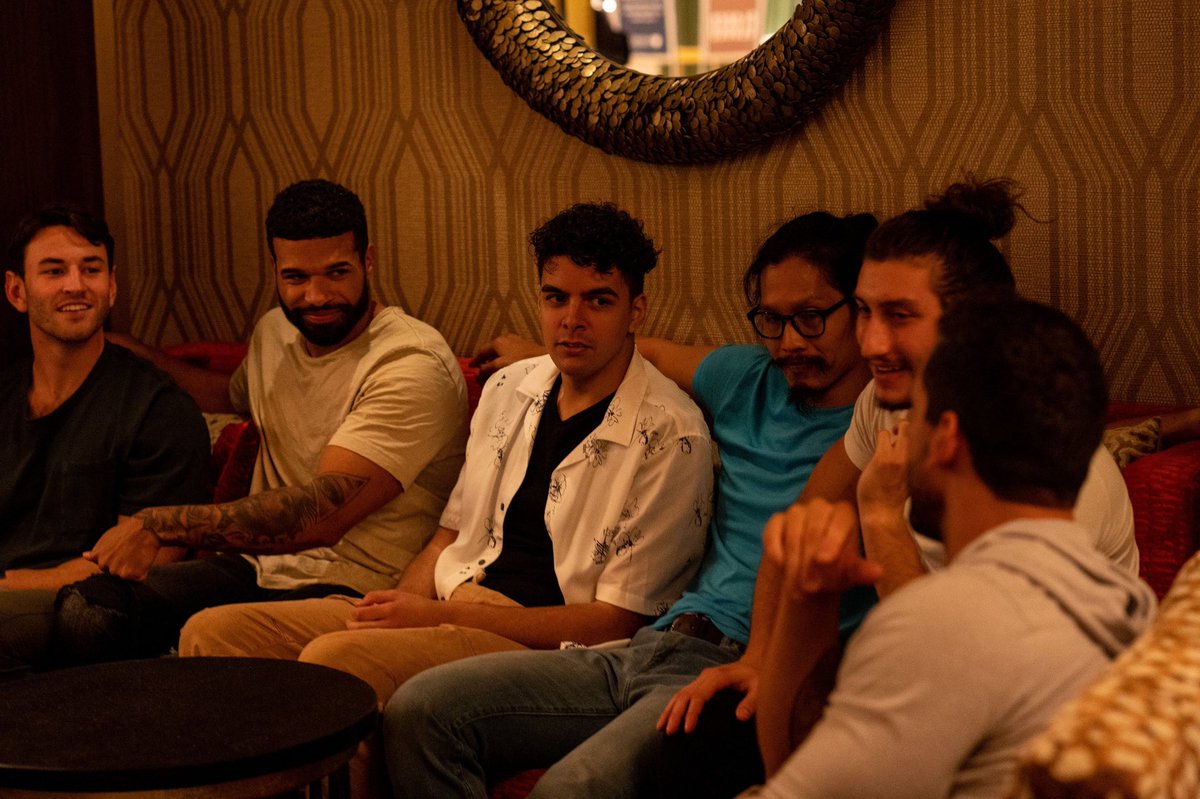 MagicMikeonMax's tweet photo. The magic wasn’t always found on stage. There was plenty going on backstage with these guys. #FindingMagicMike https://t.co/B0xwPW6Ro2