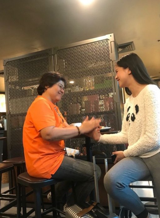 SheryEstrada13's tweet photo. Kisses Delavin with one of the most respectable director in the industry, Direk Rory Quintos! 💟🧡

#KissesDelavin https://t.co/1bwgDkWBe0