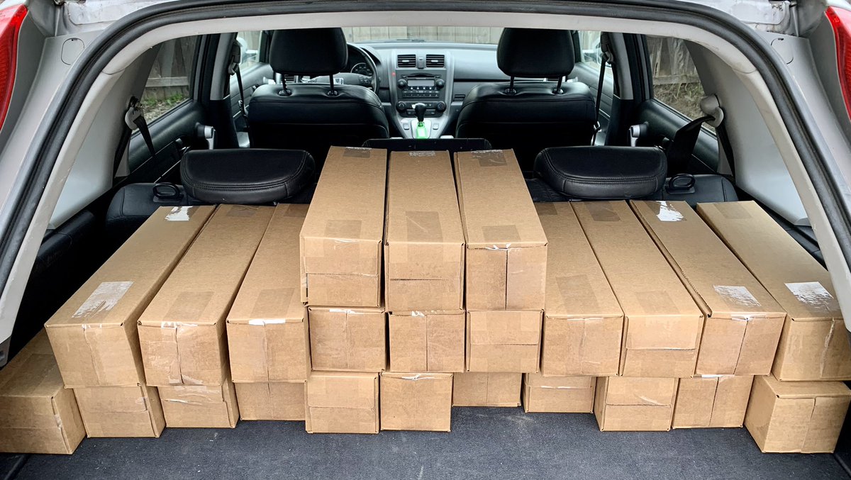 Rmdesignsusa's tweet photo. Shipping day is always a good day. Get yours at https://t.co/nwe0puwj5s #golfplusvr #walkaboutminigolf #rmdesigns https://t.co/B2fpf6uh50