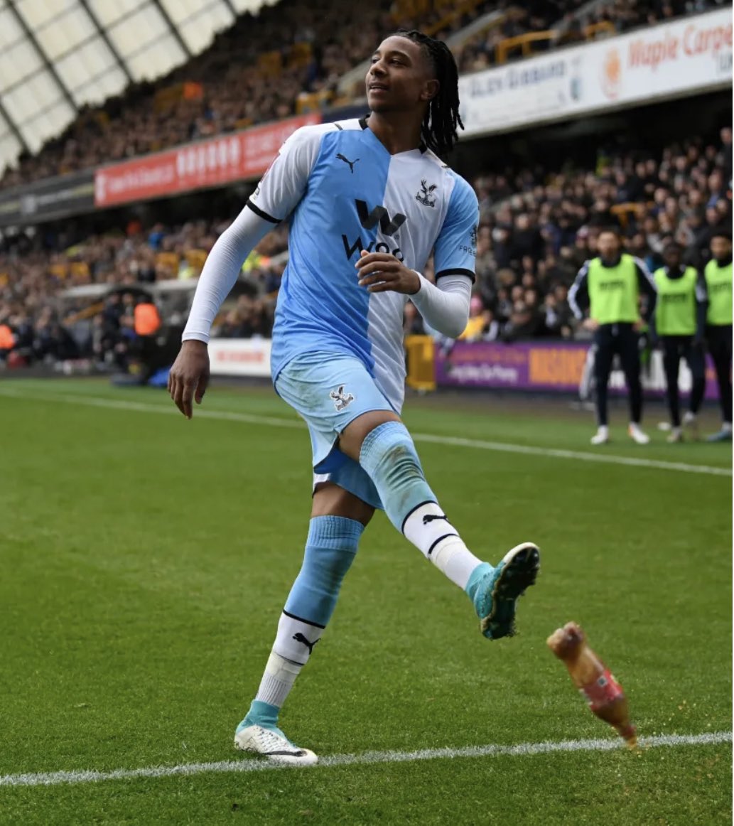 houseofsoccerfc's tweet photo. Michael Olise was hit in the head with a bottle by Millwall fans during their FA Cup tie today...

He went on to score a goal, grab an assist and shush the crowd 🤫 https://t.co/MoZXXlywJ4