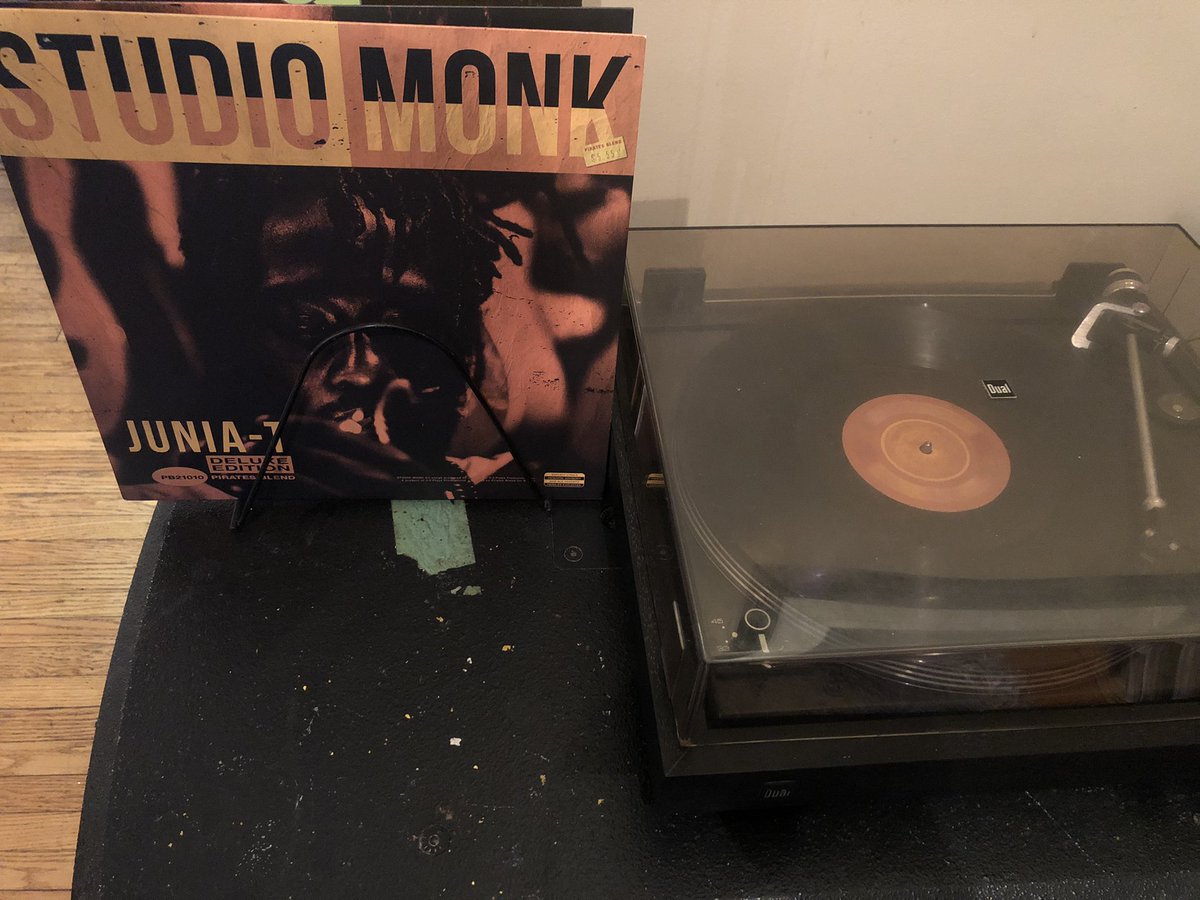 borelson4music's tweet photo. Saturday Vibes, courtesy of @JuniaTofSB 

#StudioMonk https://t.co/w2GMrswkTR