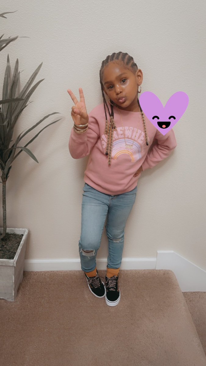 Happy Saturday 🥰