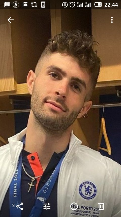 Doxa_of_Chelsea's tweet photo. Appreciation tweet for our wonderkid :

#Lewis_Hall is an English 🏴󠁧󠁢󠁥󠁮󠁧󠁿 @cpulisic_10 in terms of how huge are their talents and likeness.

The REAL BALLERS 🔥🔥🔥. https://t.co/fbpphPyZFb