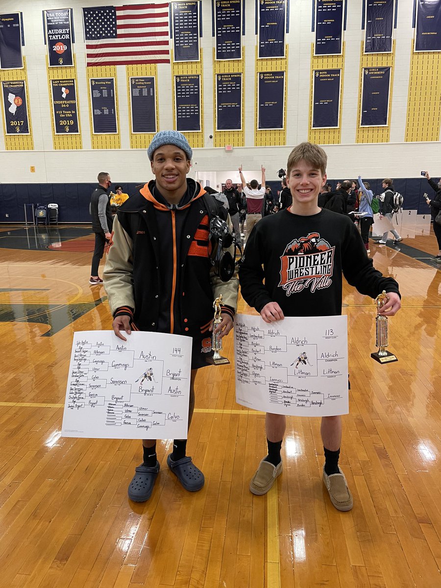 Somerville wrestling finishes in 2nd place today in The Somerset Co. Championships. Aldrich 🥇 (OW) 
Bryant 🥇 
Marchese 🥈 
Closterman 🥈 
Lozano 🥈 
Herrera 🥉 
K. Acuna 4th 
F. Acuna 4th 
 <a href="/SomervilleHSNJ/">Somerville High School</a> @VilleCoachFlan <a href="/VilleSchoolsNJ/">Somerville NJ Schools</a>