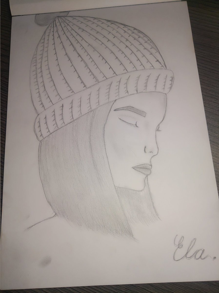LazyBugEla's tweet photo. Tonight's live drawing result .
Shall I keep practicing ?! 
I need opinions !! https://t.co/dAHB05KXFX