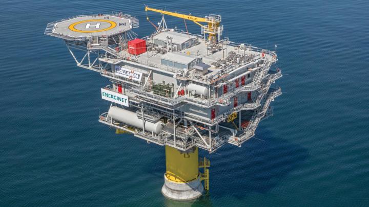 PDMGUY's tweet photo. Having designed more than 50% of offshore wind substations globally, @ISC_Engineers adopted the #3DEXPERIENCE platform on cloud to better manage these complex and huge engineering projects and improve collaboration with all stakeholders: https://t.co/QiuwkVWB68 https://t.co/GxJ9fhlgRn