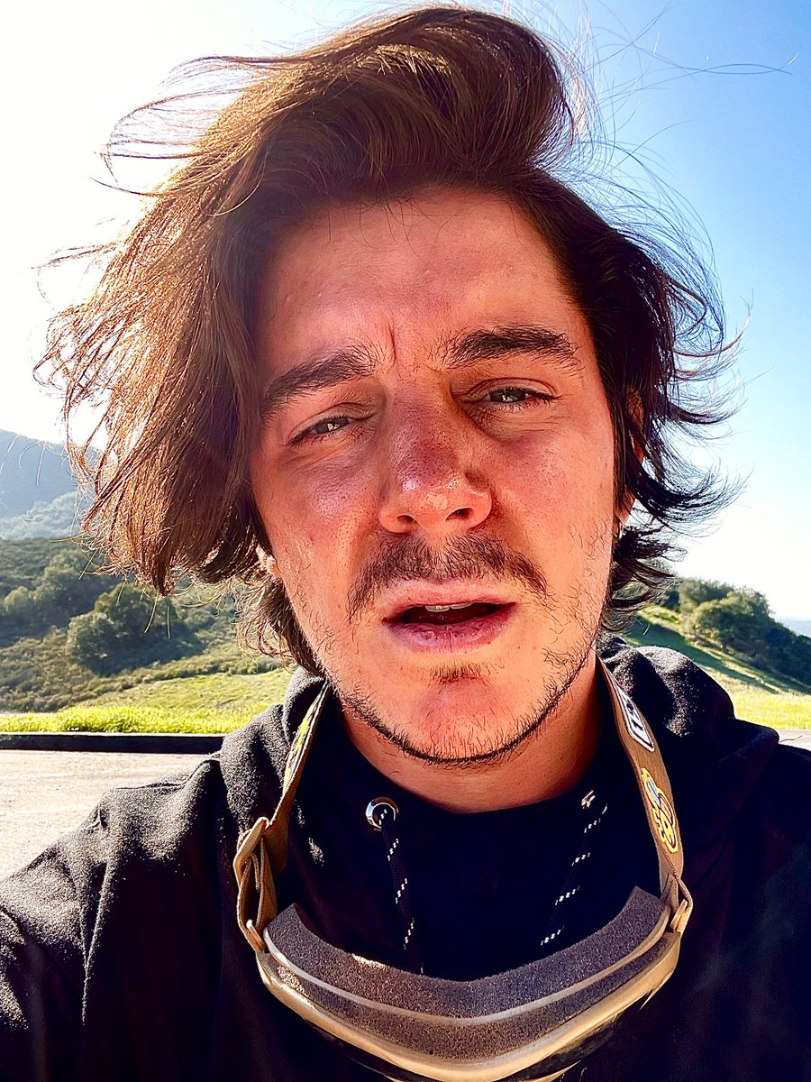 ethannestor's tweet photo. thriving #KOllOK https://t.co/OiqDMcOzgg