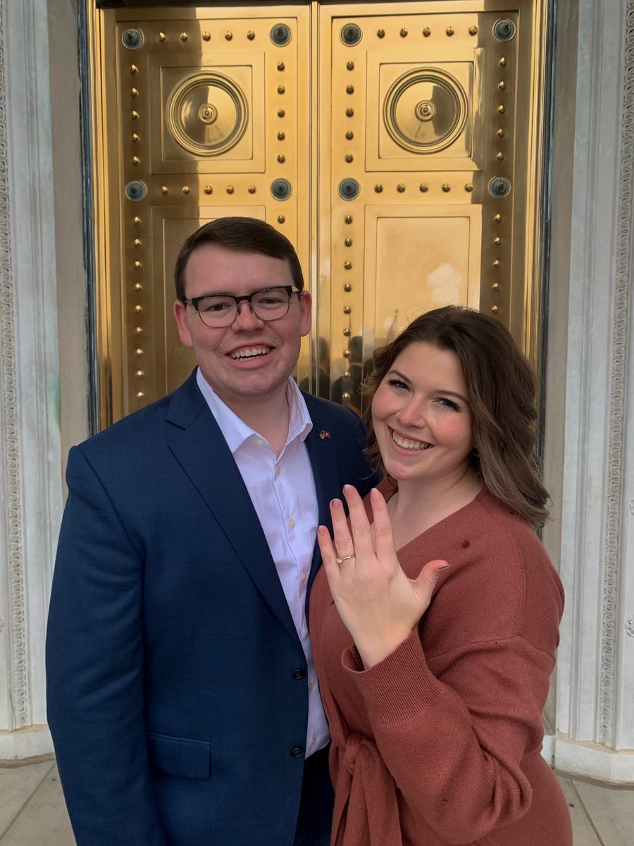 WillTeeterAR's tweet photo. Iβm so happy that @KailiMichellex is going to be my WIFE!! #SweeterWithTeeter https://t.co/pFpO1CT9RO