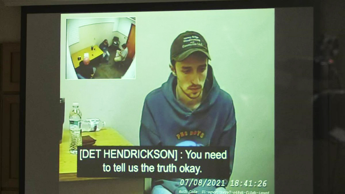 itsallrealitv's tweet photo. #ChandlerHalderson #truecrime #murdershows
If you have "Law & Crime" channel, you have to check out this Chandler Halderson trial, it's so insane.
Viewer Discretion Advised. https://t.co/eNntWBkGvY